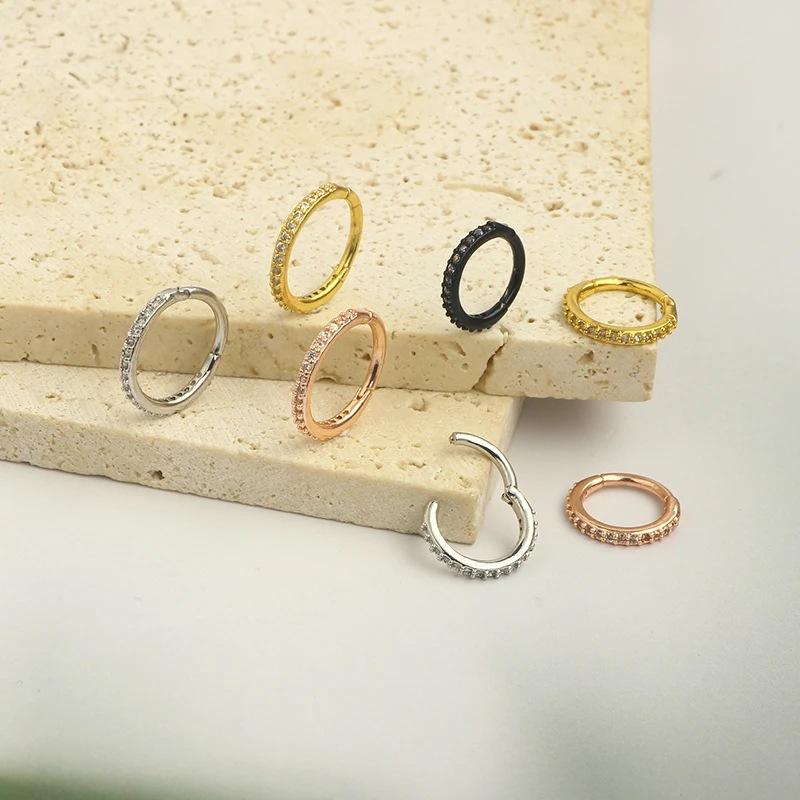 حلقة أنف شفافة 16G مرصعة بالزر - مراجعة Septum Clicker Ring وسعره