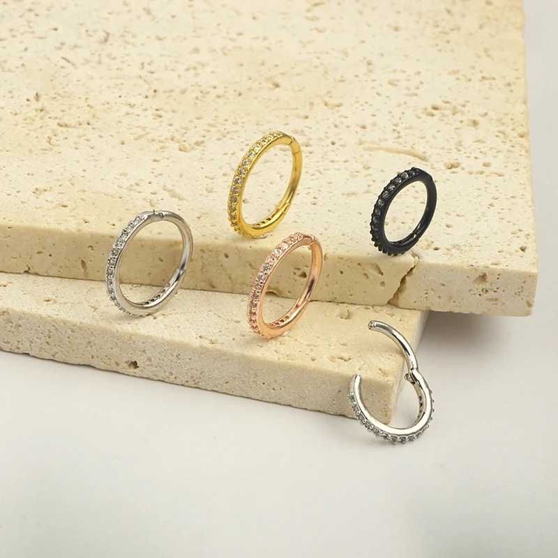 حلقة أنف شفافة 16G مرصعة بالزر - مراجعة Septum Clicker Ring وسعره