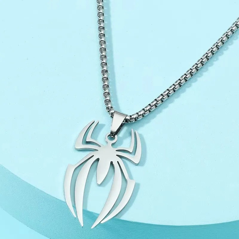 قلادة على شكل عنكبوت قوطي من ا - مراجعة Body Jewelry Goth وسعره