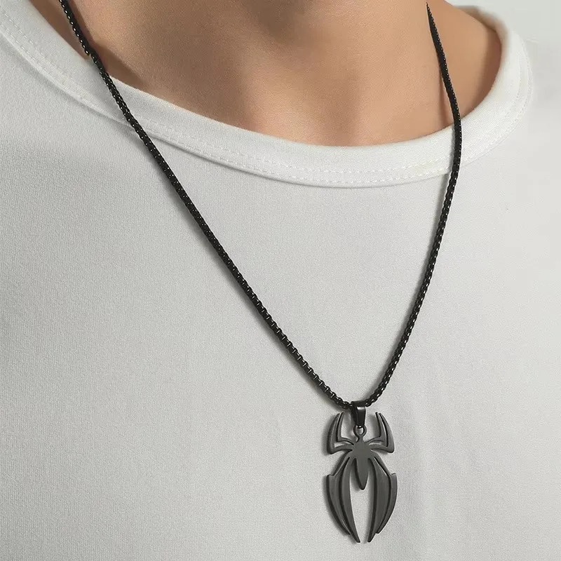 قلادة على شكل عنكبوت قوطي من ا - مراجعة Body Jewelry Goth وسعره